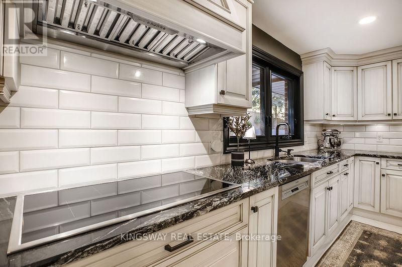 471 Scenic Drive, Hamilton, Ontario  L9C 1G7 - Photo 16 - X12510574