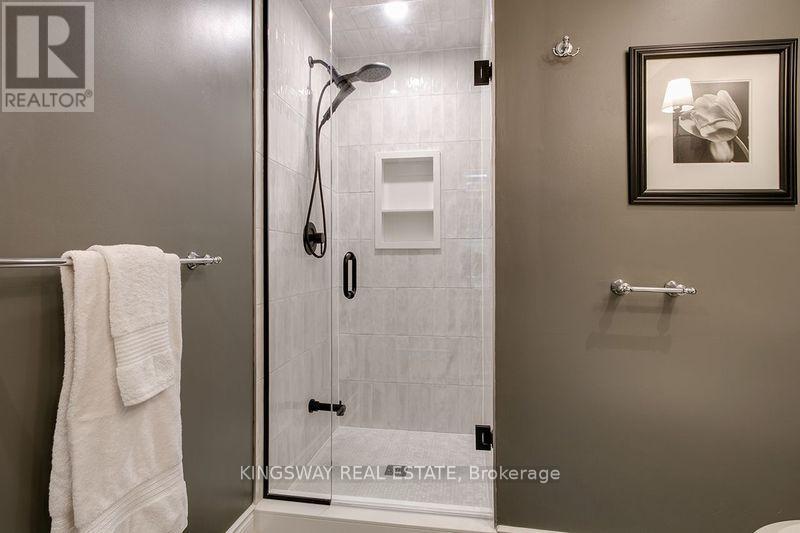 471 Scenic Drive, Hamilton, Ontario  L9C 1G7 - Photo 31 - X12510574