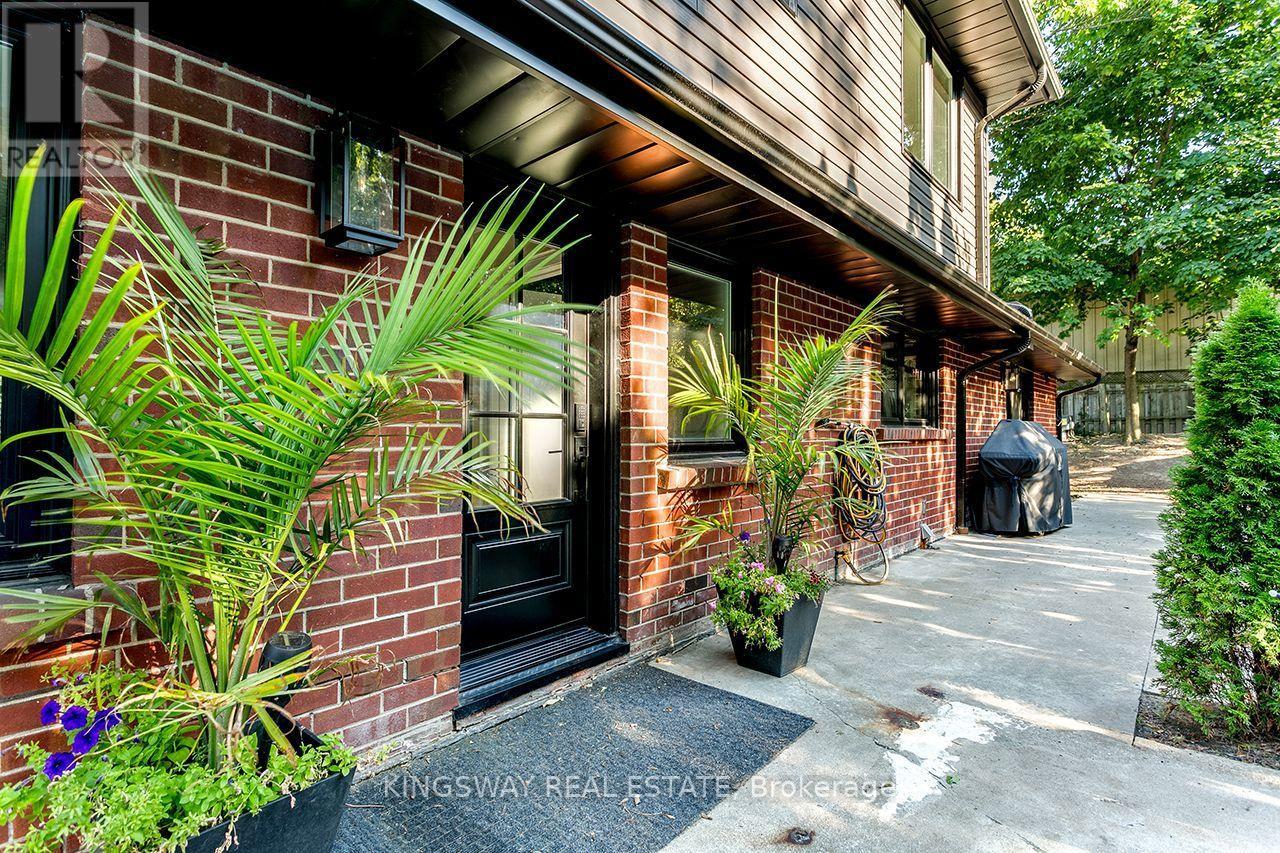 471 Scenic Drive, Hamilton, Ontario  L9C 1G7 - Photo 33 - X12510574