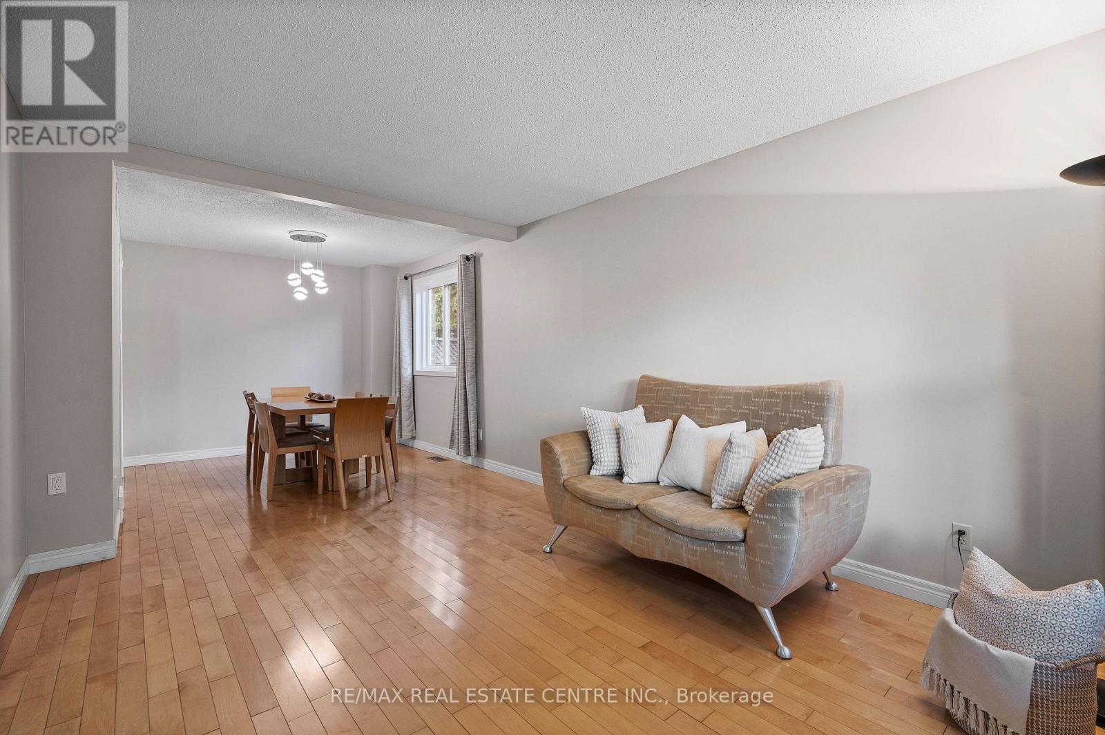 43 Robson Avenue, Cambridge, Ontario  N1T 1L2 - Photo 14 - X12510598