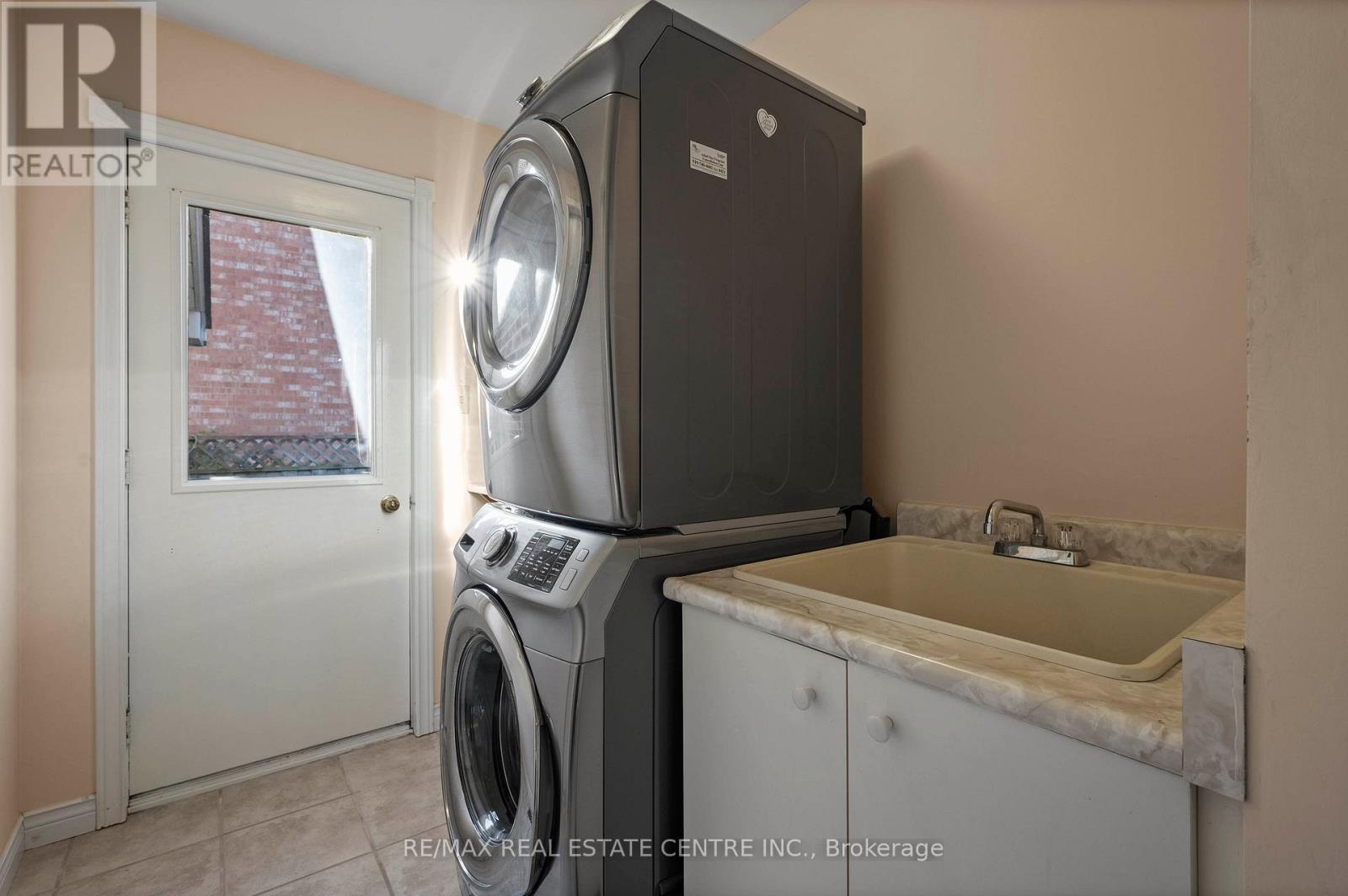 43 Robson Avenue, Cambridge, Ontario  N1T 1L2 - Photo 20 - X12510598