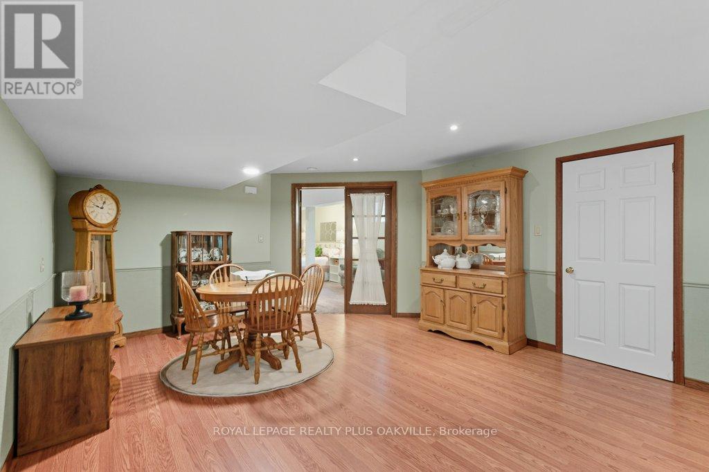 67 Horizon Court, Hamilton, Ontario  L9B 1W9 - Photo 38 - X12510604