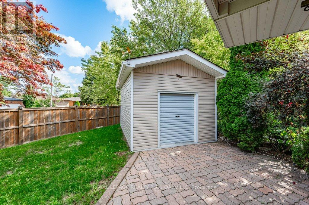 67 Horizon Court, Hamilton, Ontario  L9B 1W9 - Photo 45 - X12510604