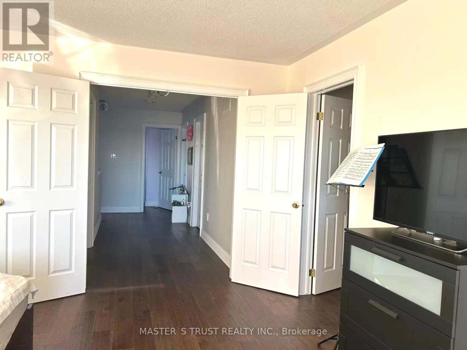 115 Herefordshire Crescent, East Gwillimbury, Ontario  L9N 0B5 - Photo 18 - N12506206