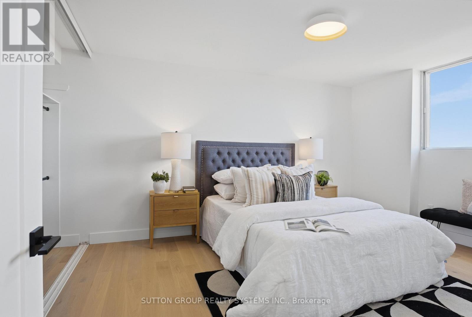 2107 - 820 Burnhamthorpe Road, Toronto, Ontario M9C 4W2 - Photo 28 - W12488456