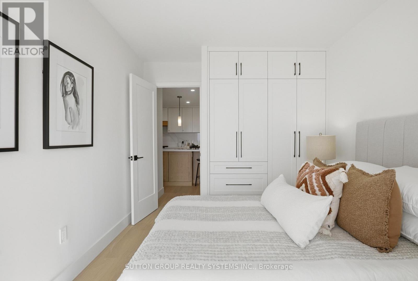 2107 - 820 Burnhamthorpe Road, Toronto, Ontario M9C 4W2 - Photo 37 - W12488456