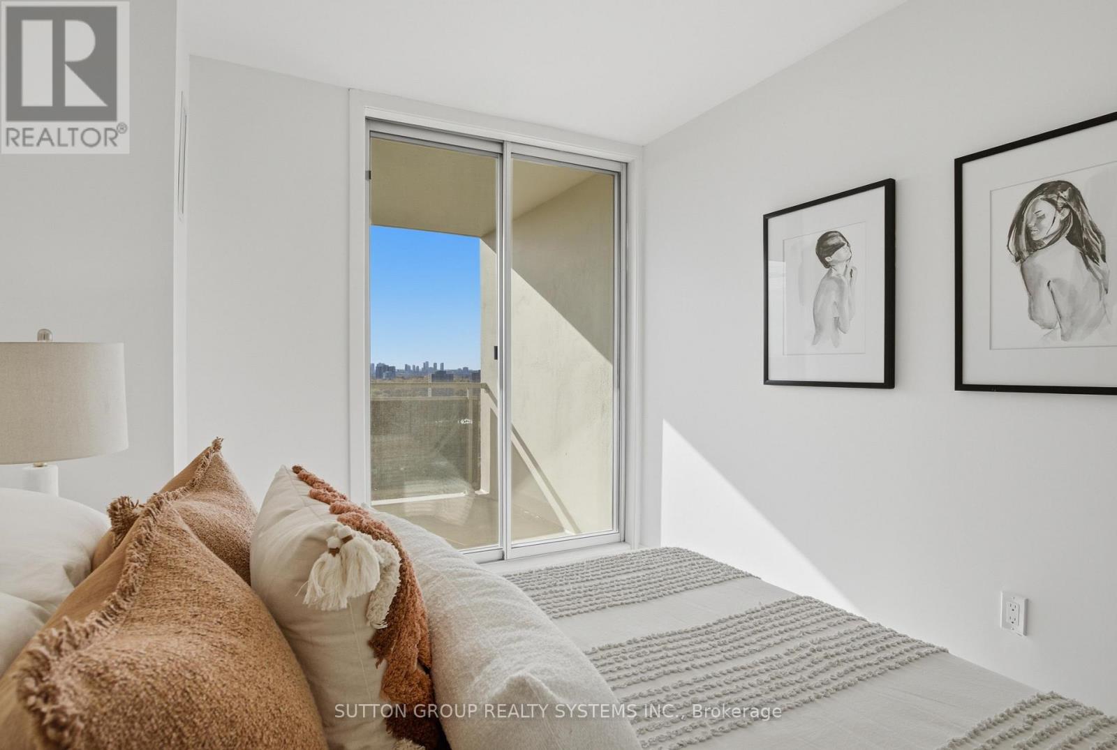 2107 - 820 Burnhamthorpe Road, Toronto, Ontario M9C 4W2 - Photo 38 - W12488456