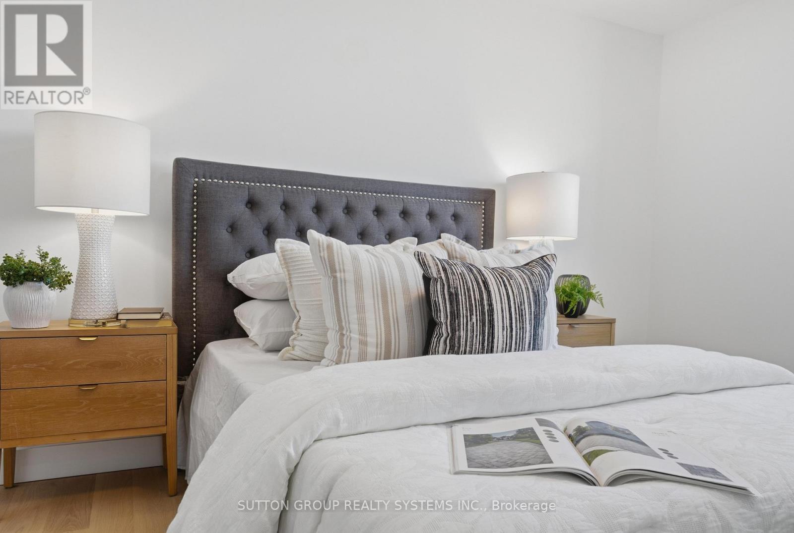 2107 - 820 Burnhamthorpe Road, Toronto, Ontario M9C 4W2 - Photo 29 - W12488456