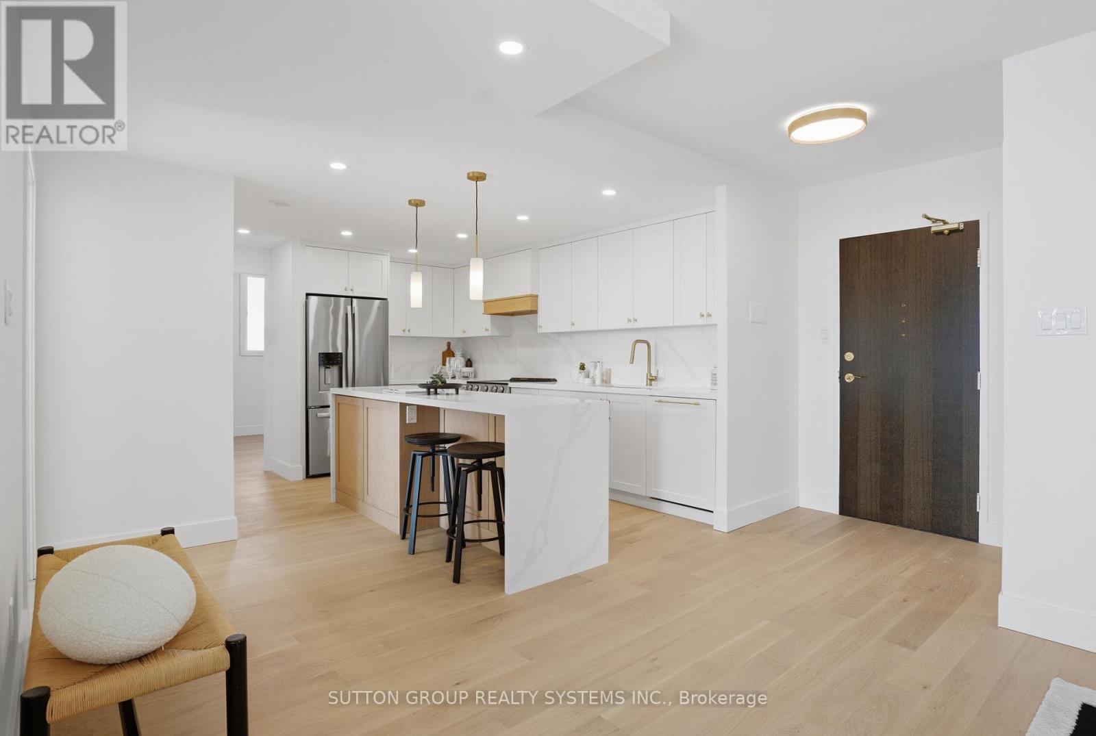 2107 - 820 Burnhamthorpe Road, Toronto, Ontario M9C 4W2 - Photo 3 - W12488456