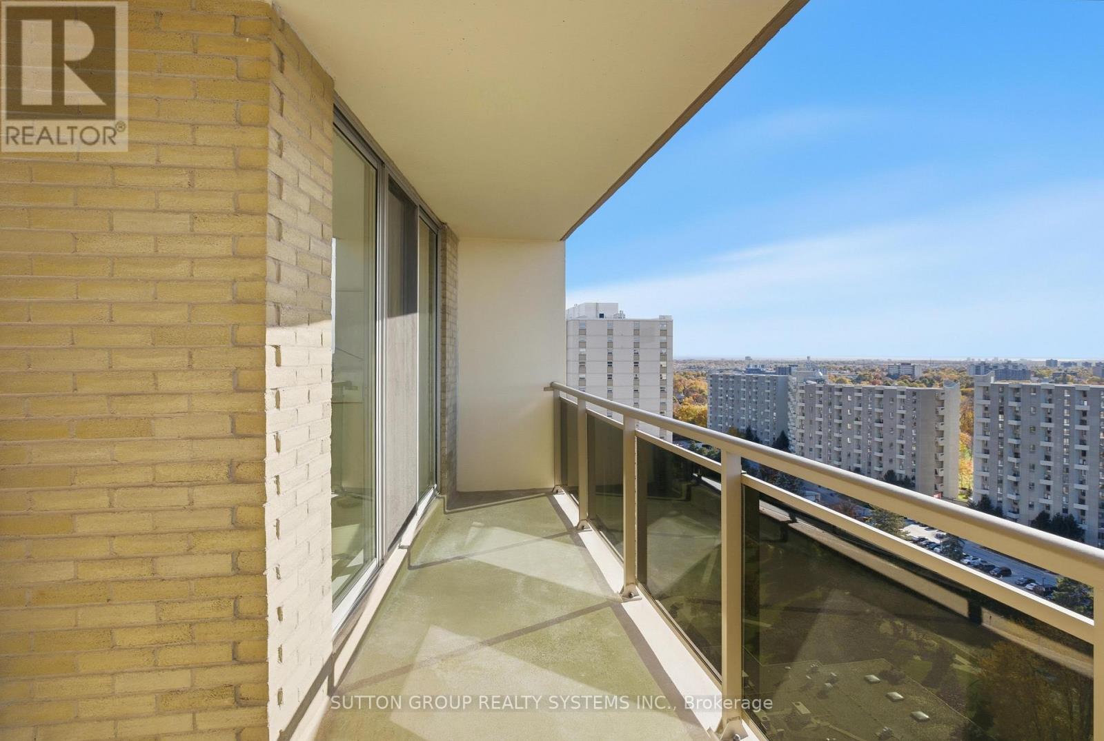 2107 - 820 Burnhamthorpe Road, Toronto, Ontario M9C 4W2 - Photo 40 - W12488456