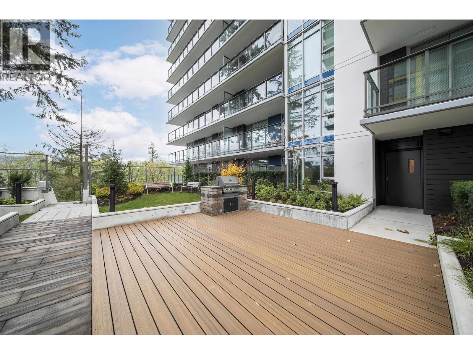 207 8940 University Crescent, Burnaby, British Columbia  V5A 4Y8 - Photo 2 - R3064907