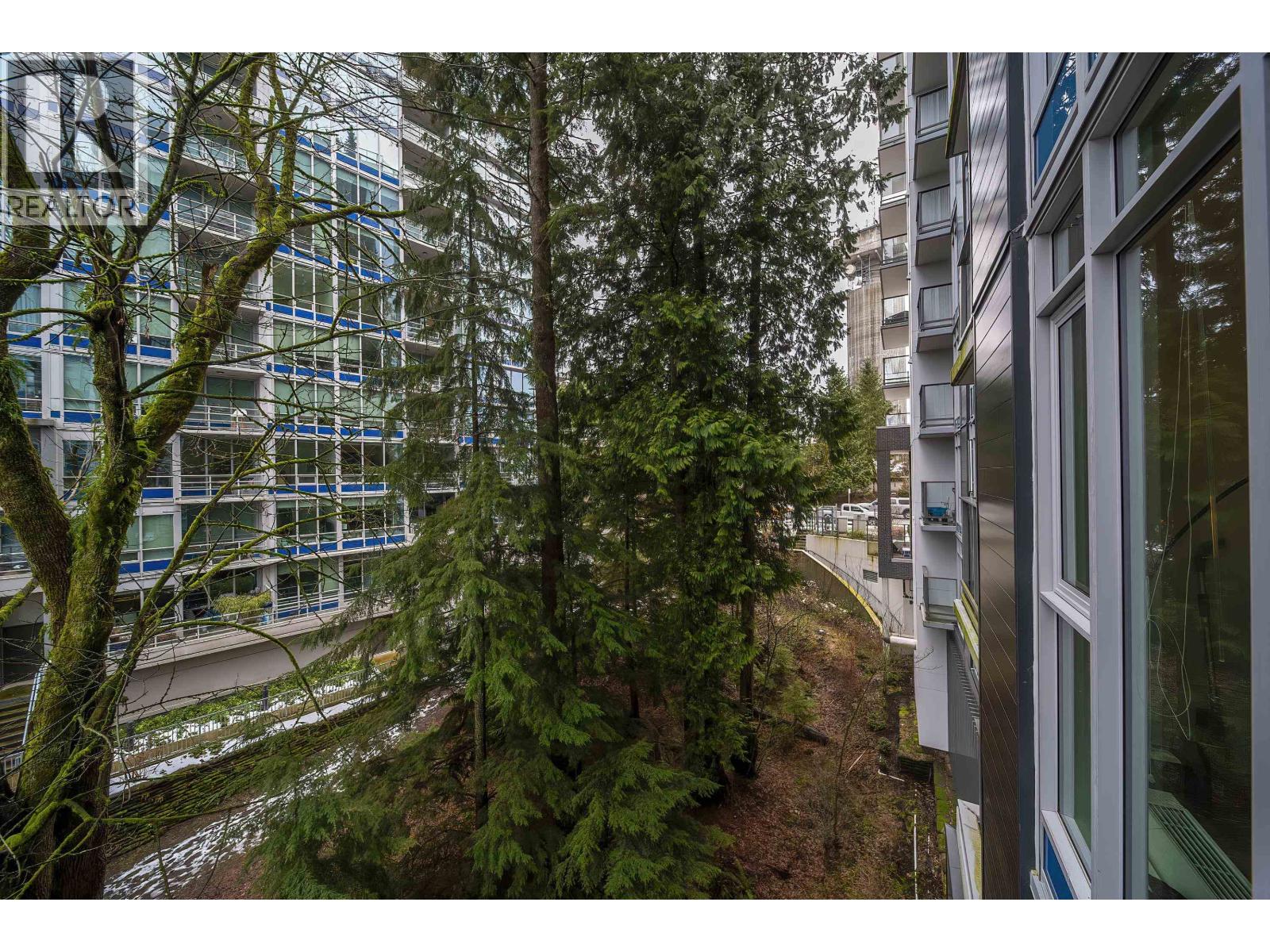 207 8940 University Crescent, Burnaby, British Columbia  V5A 4Y8 - Photo 3 - R3064907