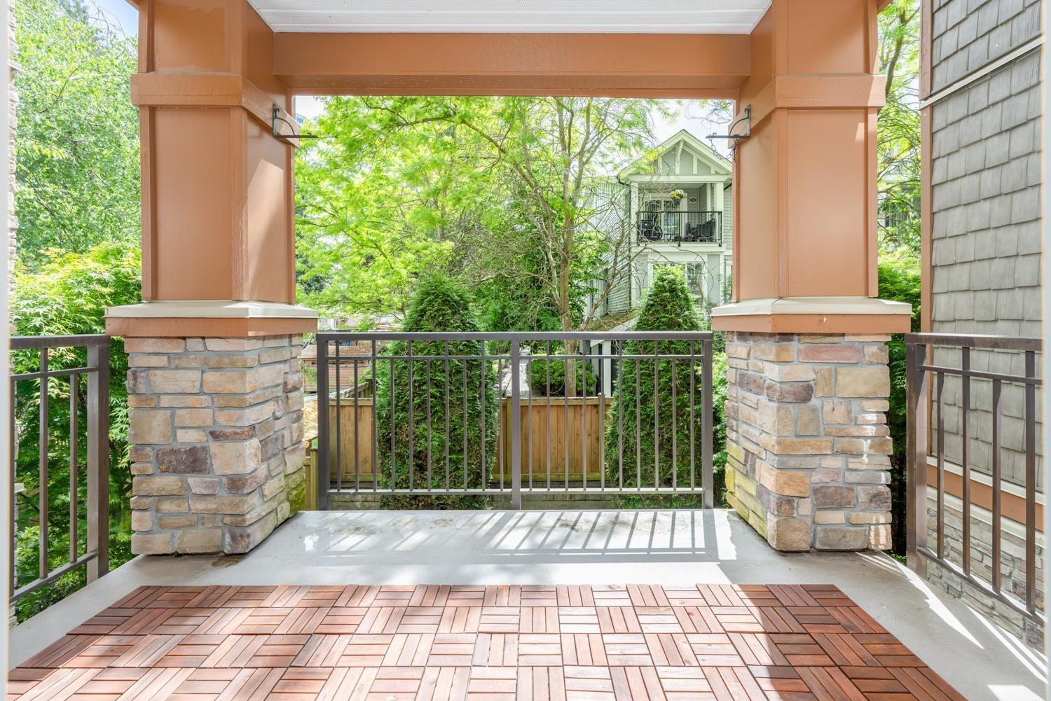 207 10237 133 Street, Surrey, British Columbia  V3T 0C6 - Photo 2 - R3064751