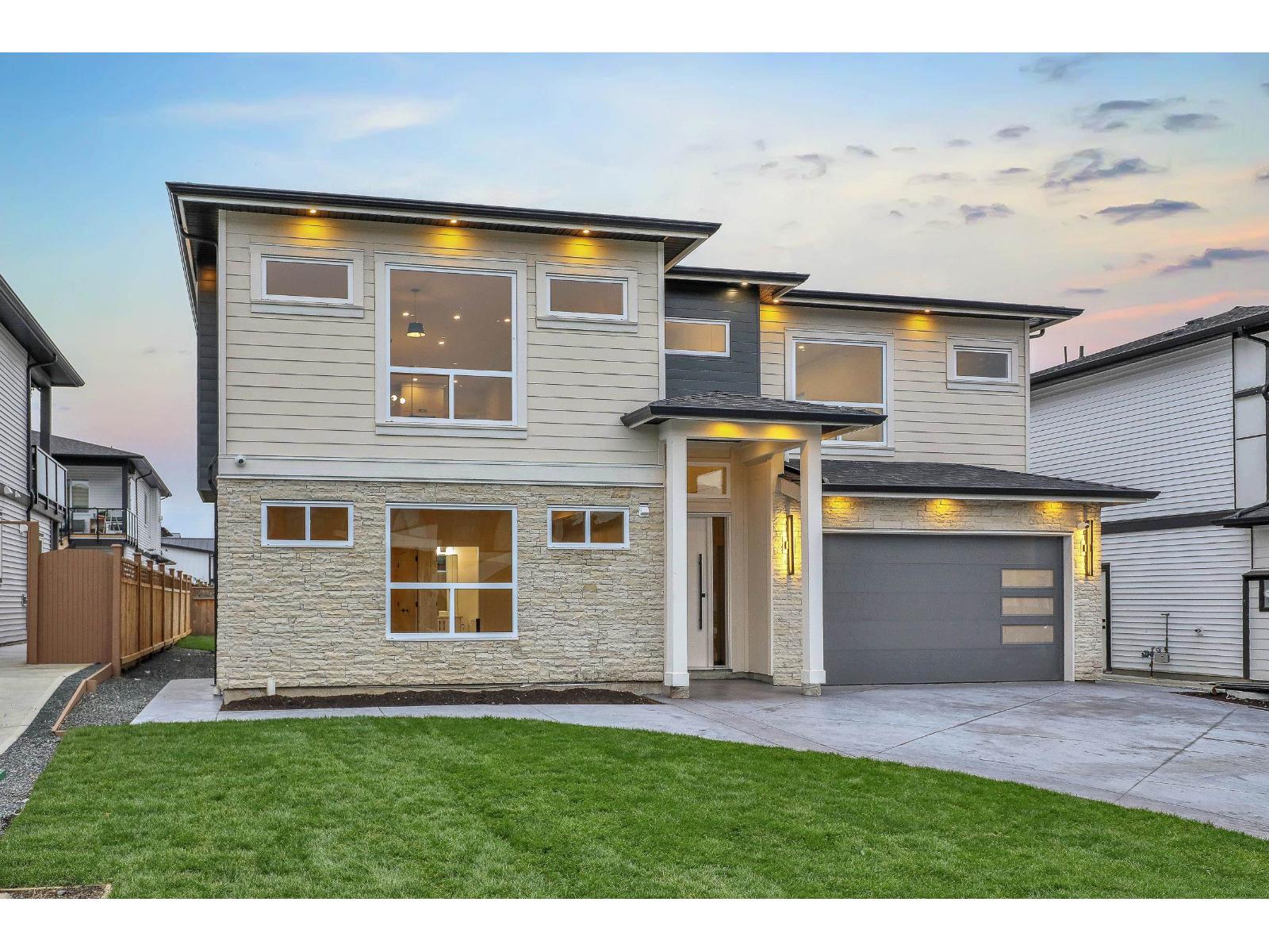 32738 Carter Avenue, Mission, British Columbia  V2V 3A2 - Photo 2 - R3064464