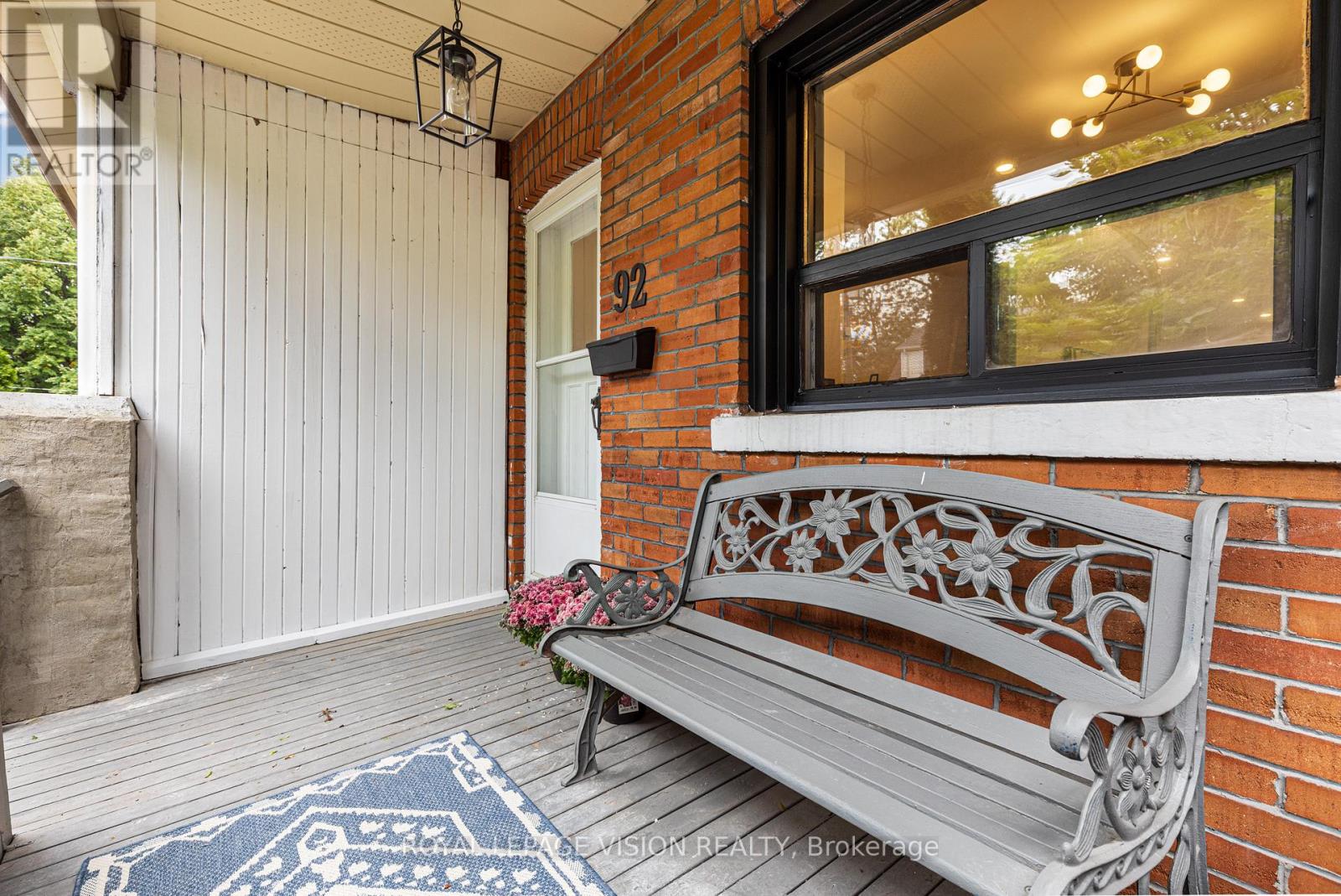 92 Bastedo Avenue, Toronto, Ontario  M4C 3N1 - Photo 4 - E12510618