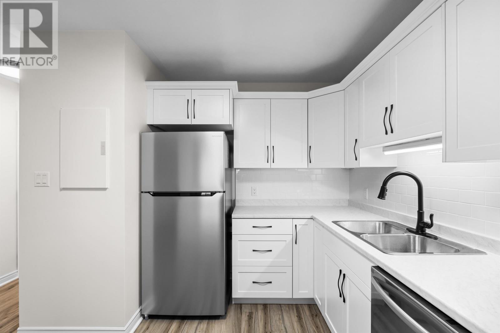 8 24 Waterview Heights, Charlottetown, Prince Edward Island  C1A 9J9 - Photo 12 - 202527299