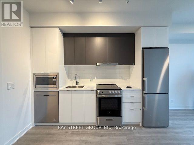 2307 - 50 UPPER MALL WAY, Vaughan, Ontario