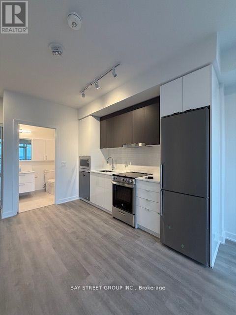 2307 - 50 Upper Mall Way, Vaughan, Ontario  L4J 4P8 - Photo 6 - N12510616