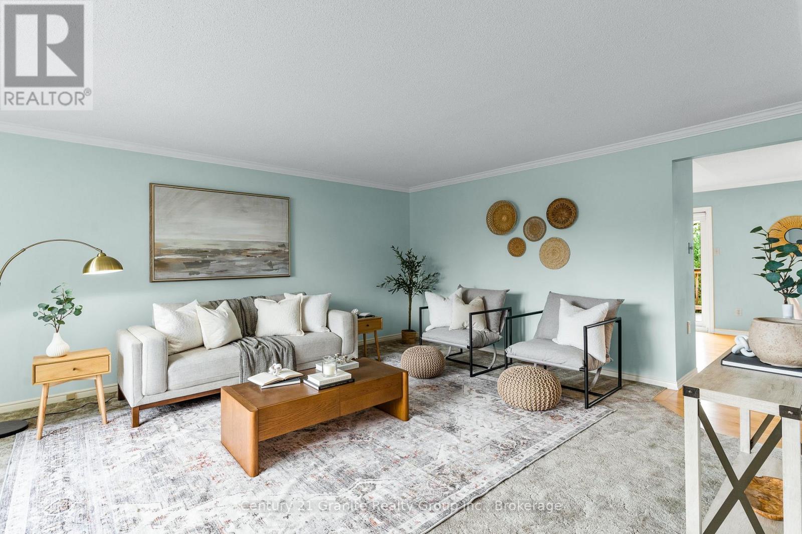 34 Cedartree Lane, Kawartha Lakes, Ontario  K0M 1A0 - Photo 4 - X12431737