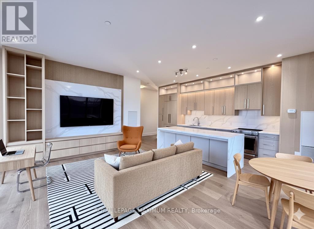 Ph 212 - 9000 Jane Street, Vaughan, Ontario  L4K 2M9 - Photo 3 - N12508424