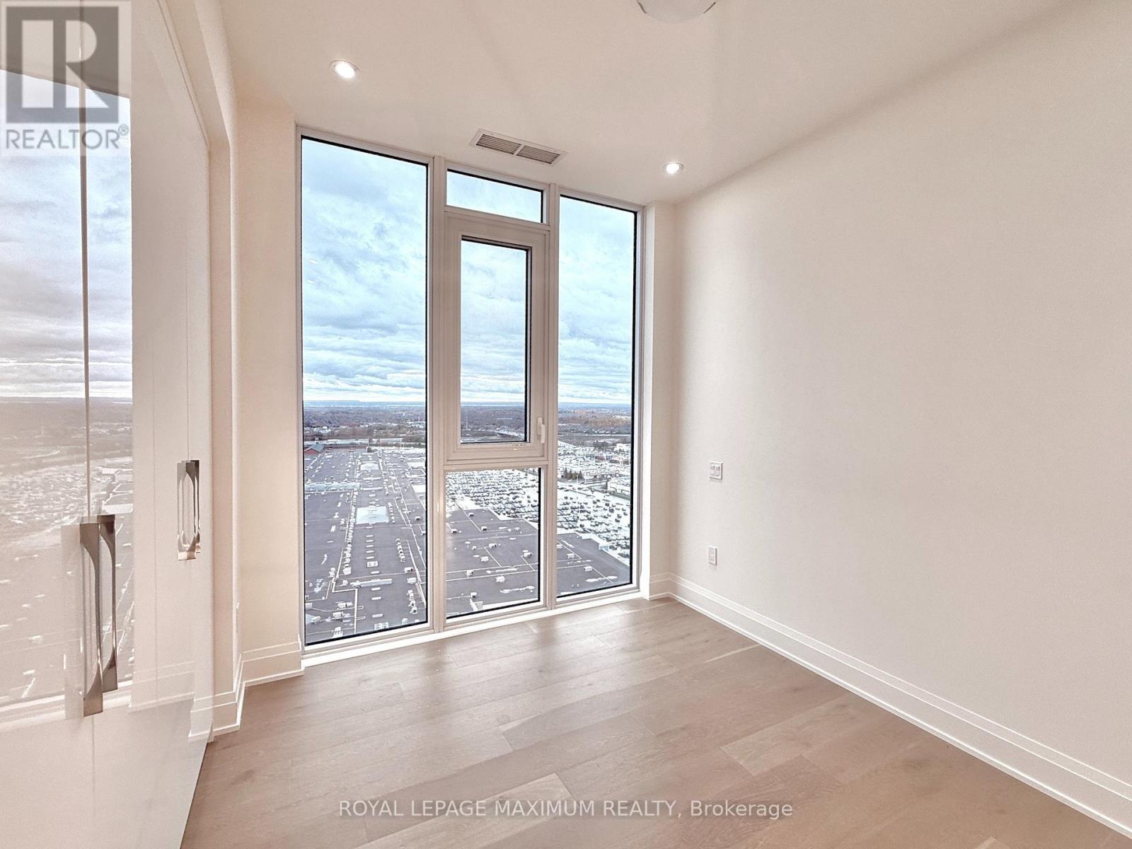 Ph 212 - 9000 Jane Street, Vaughan, Ontario  L4K 2M9 - Photo 27 - N12508424