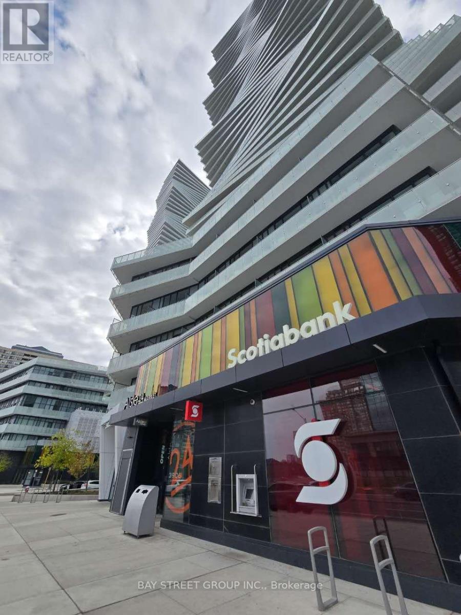 3010 - 3900 Confederation Parkway, Mississauga, Ontario L5B 0M3 - Photo 3 - W12498504