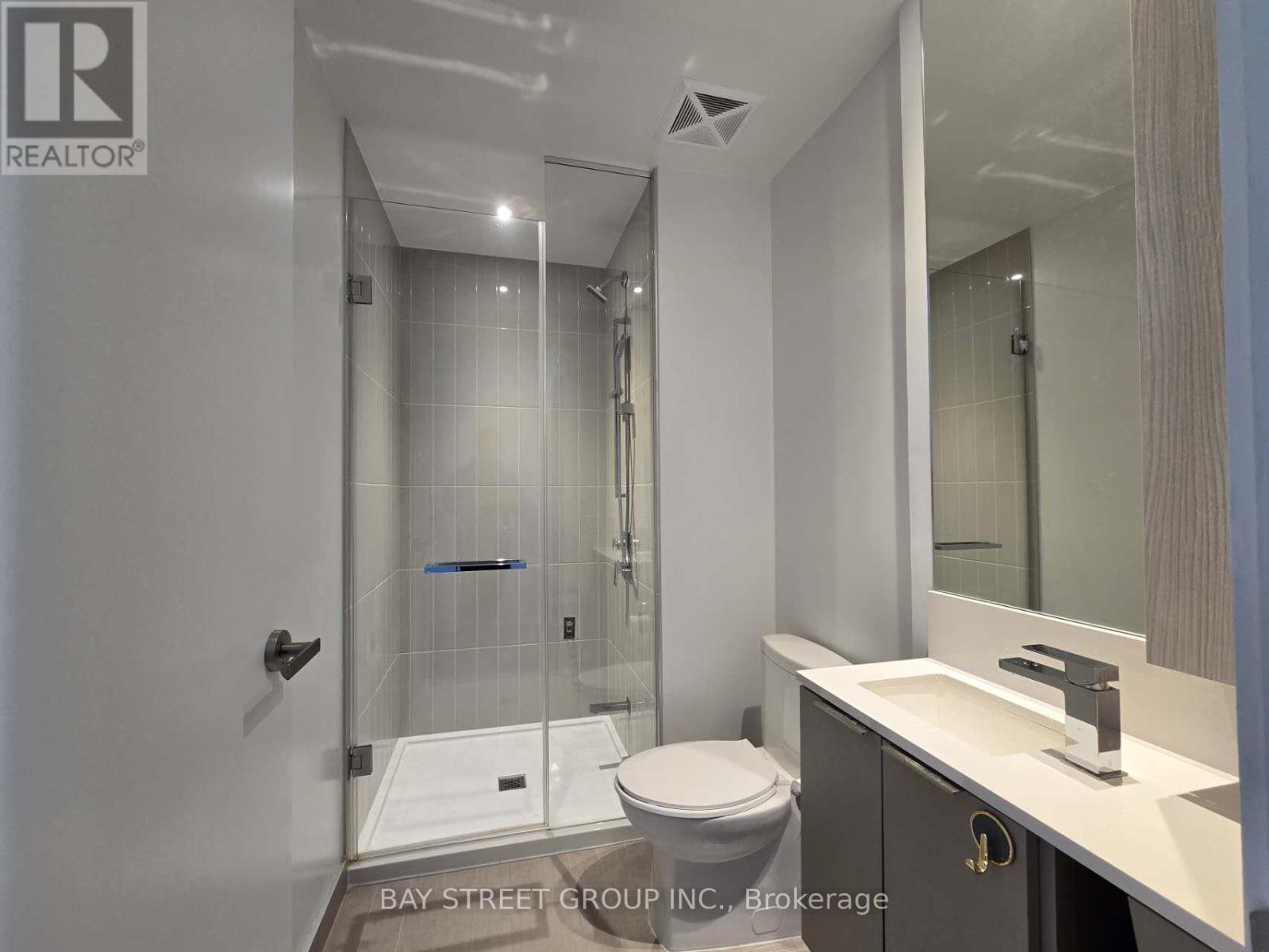 3010 - 3900 Confederation Parkway, Mississauga, Ontario L5B 0M3 - Photo 17 - W12498504