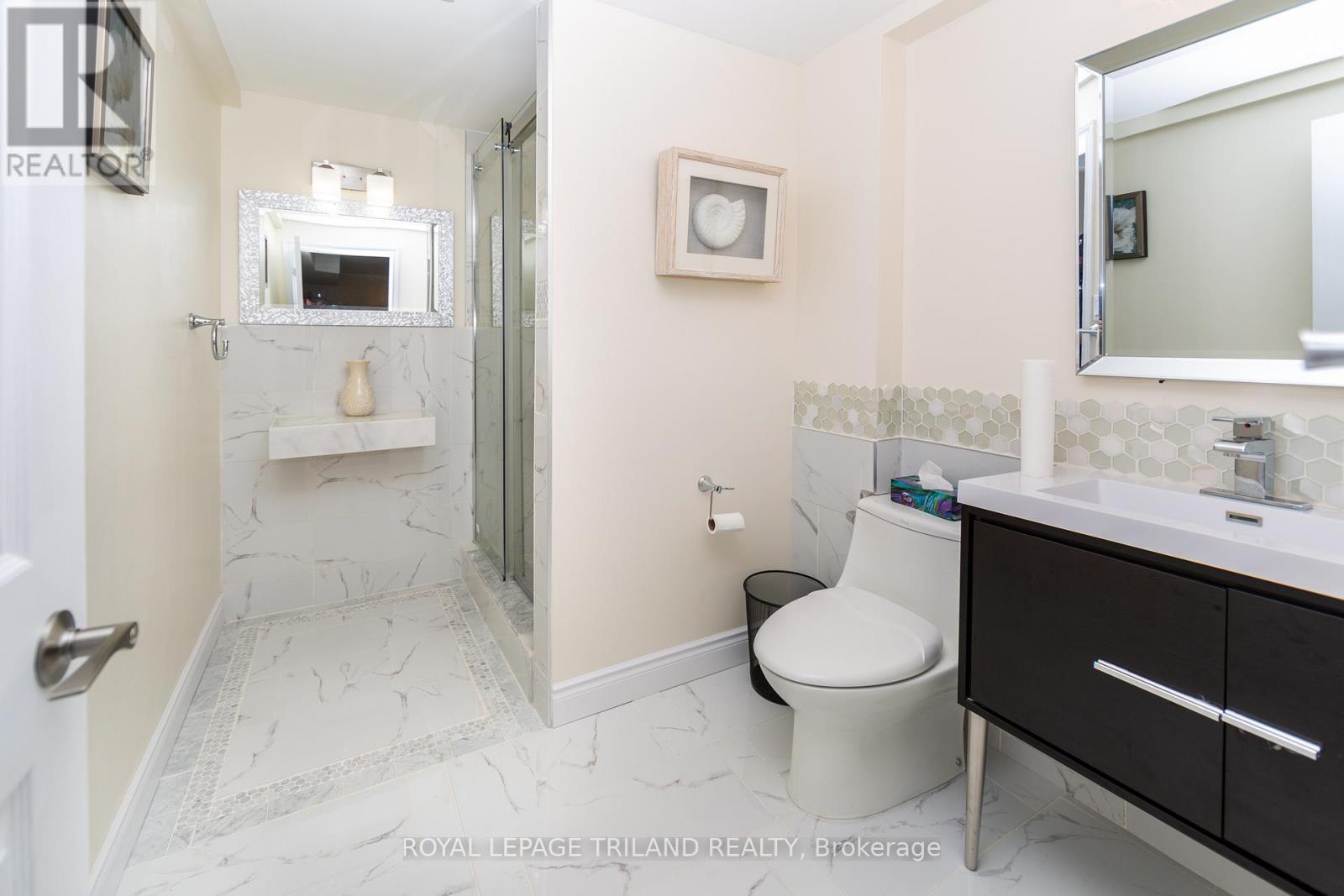 1845 Ballymote Avenue, London North, Ontario  N5X 0J3 - Photo 11 - X12510646