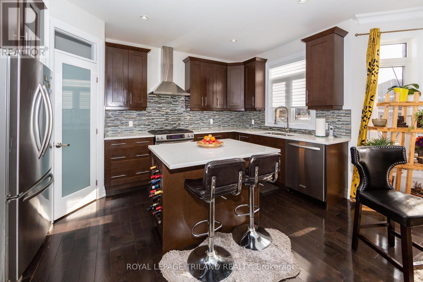 1845 Ballymote Avenue, London North, Ontario  N5X 0J3 - Photo 4 - X12510646