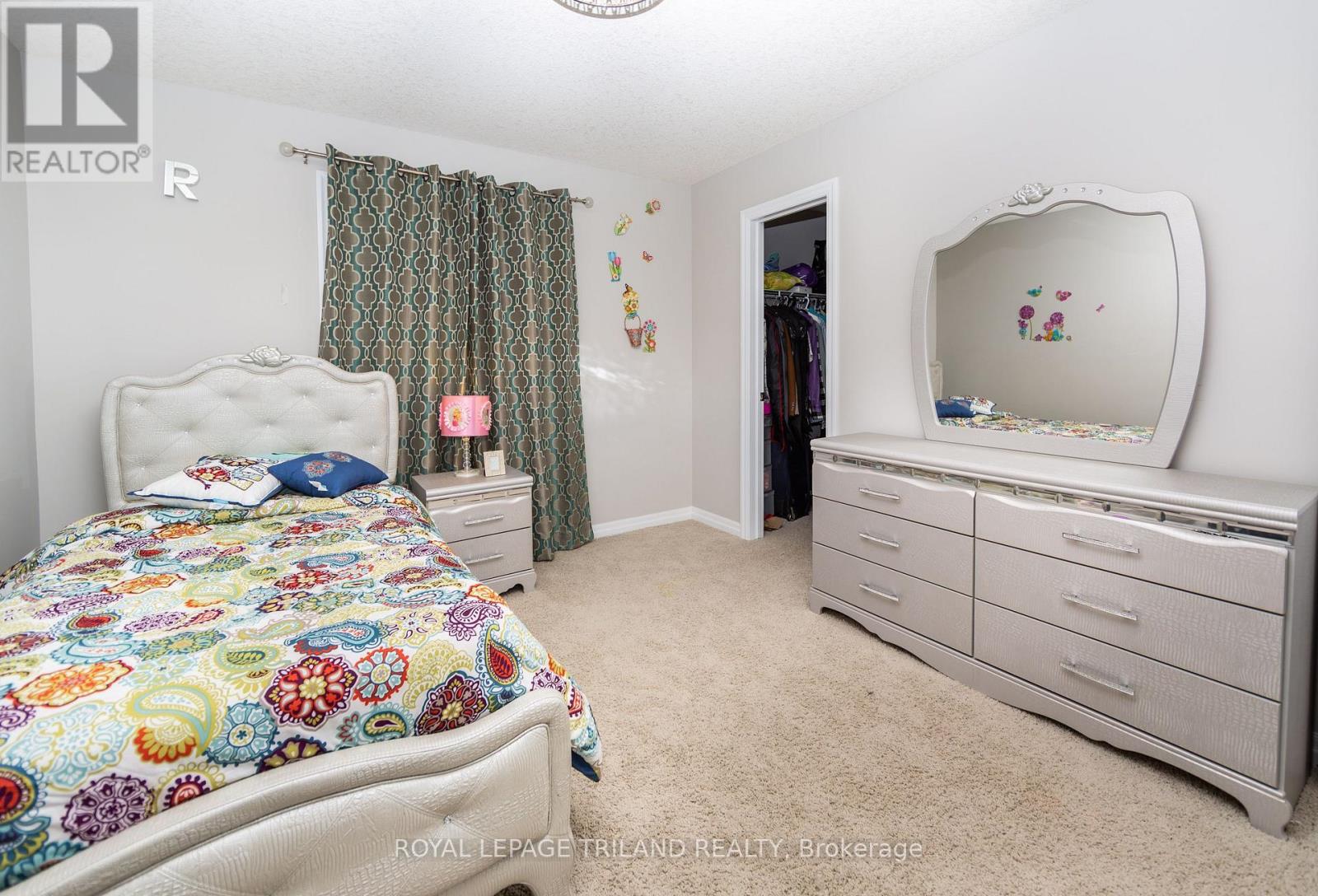 1845 Ballymote Avenue, London North, Ontario  N5X 0J3 - Photo 9 - X12510646