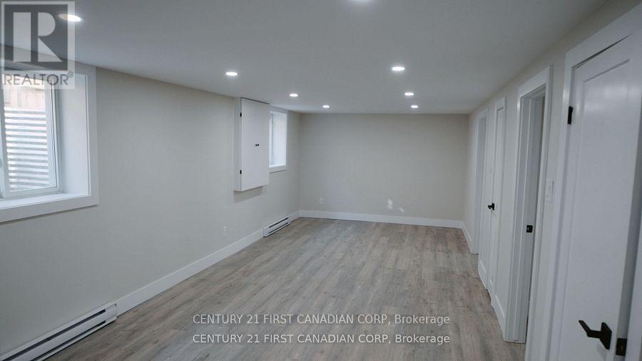 Lower - 1072 Jalna Boulevard, London South, Ontario  N6E 2J5 - Photo 12 - X12510676