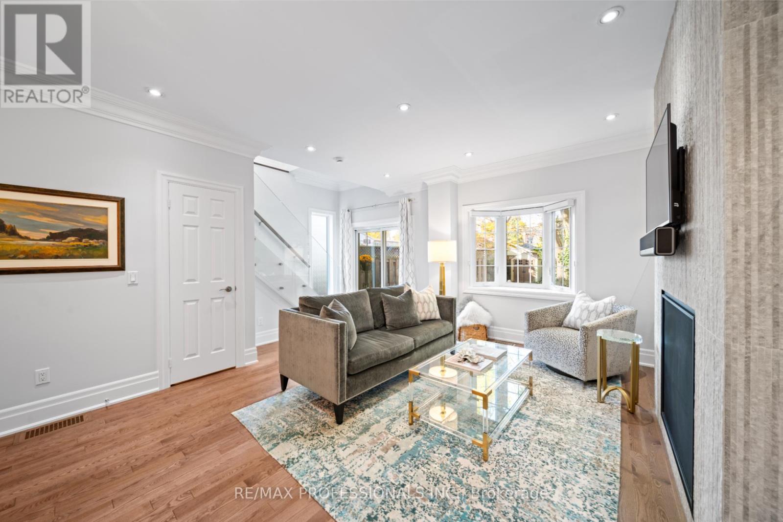 10 Ramsgate Road, Toronto, Ontario  M8V 2H2 - Photo 14 - W12510512