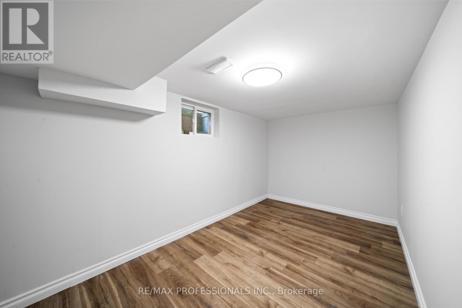 10 Ramsgate Road, Toronto, Ontario  M8V 2H2 - Photo 36 - W12510512