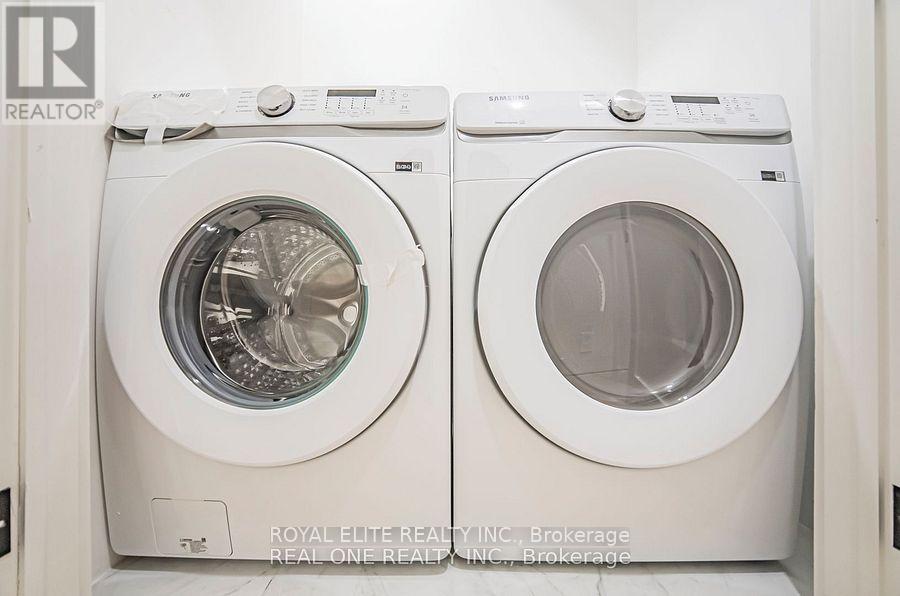 16 Mulberry Crescent, Toronto, Ontario M6C 1N5 - Photo 34 - C12510640