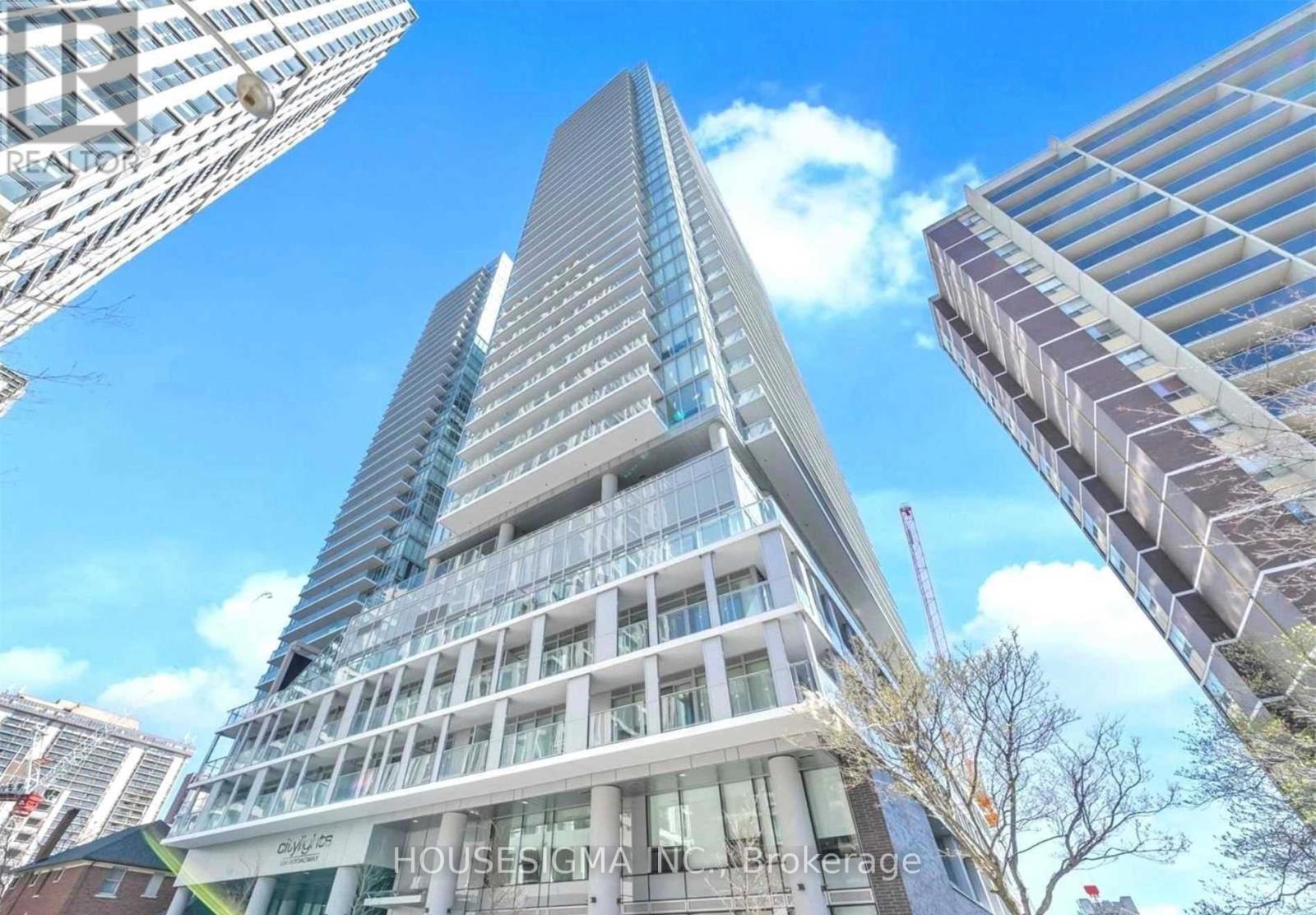 2204 - 195 REDPATH AVENUE, Toronto, Ontario