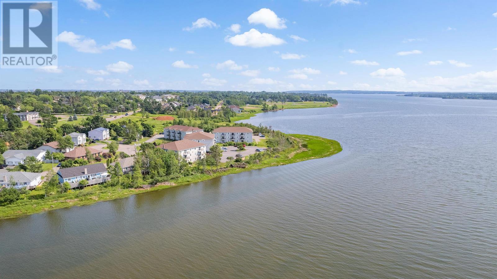 7 24 Waterview Heights, Charlottetown, Prince Edward Island  C1A 9J9 - Photo 3 - 202527301