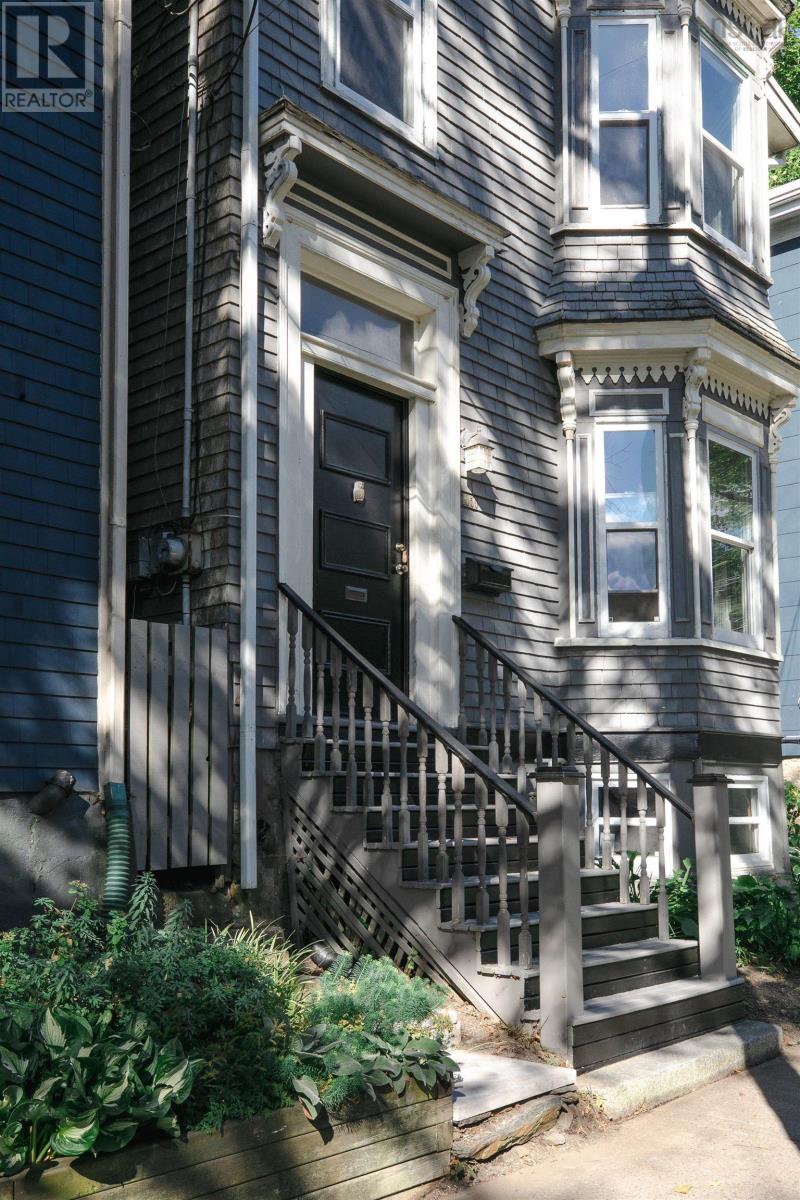 1056 Lucknow Street, Halifax, Nova Scotia  B3H 2T5 - Photo 2 - 202523828