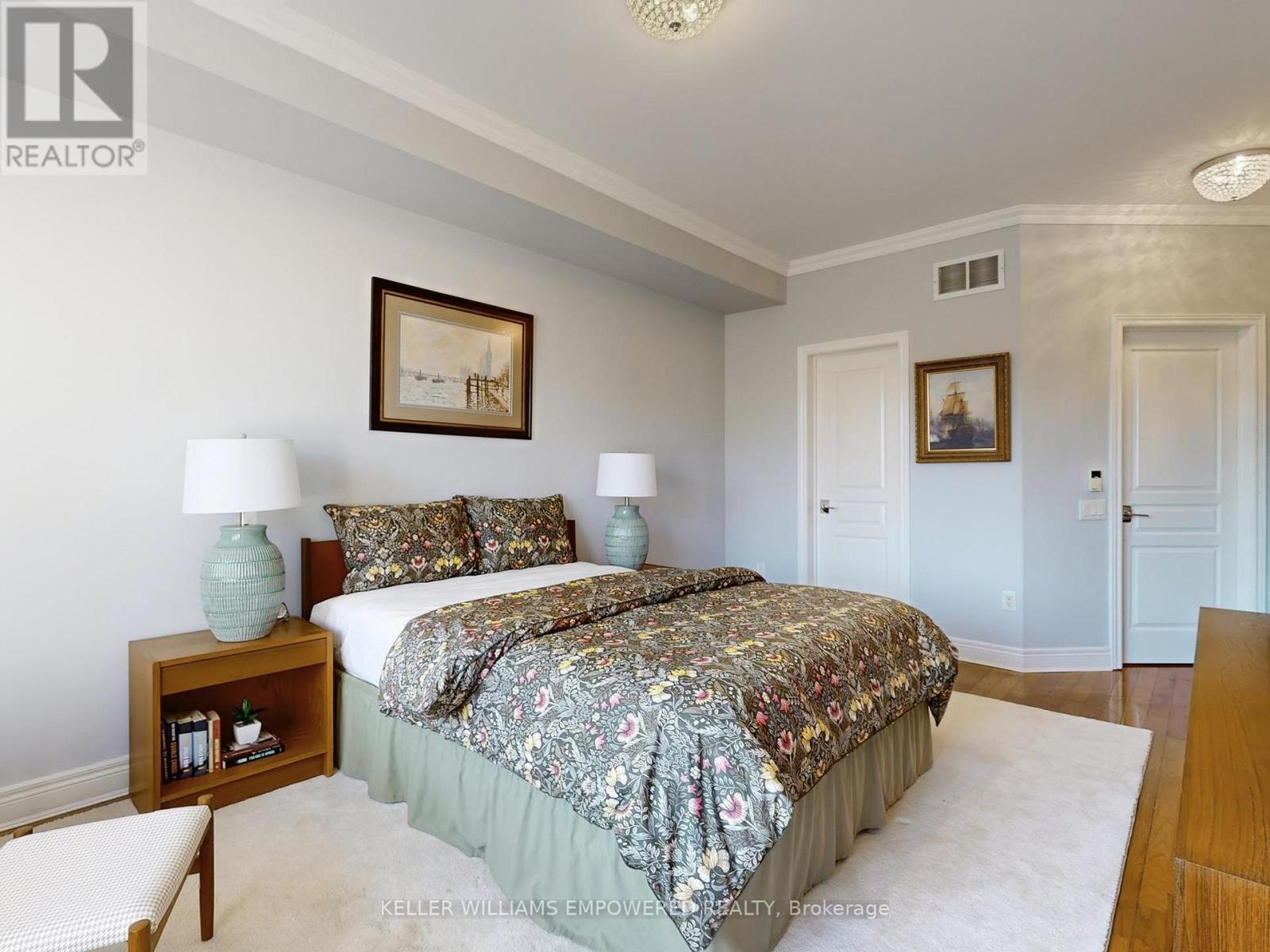 37 Tucker Court, Aurora, Ontario  L4G 7T2 - Photo 12 - N12510652