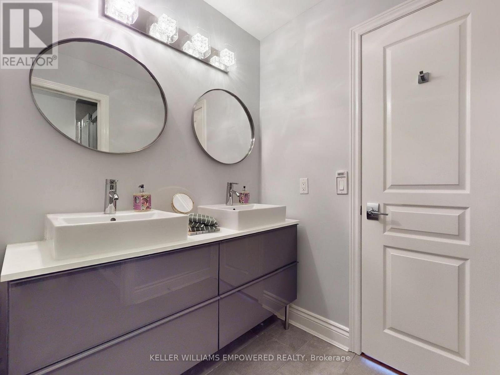 37 Tucker Court, Aurora, Ontario  L4G 7T2 - Photo 21 - N12510652