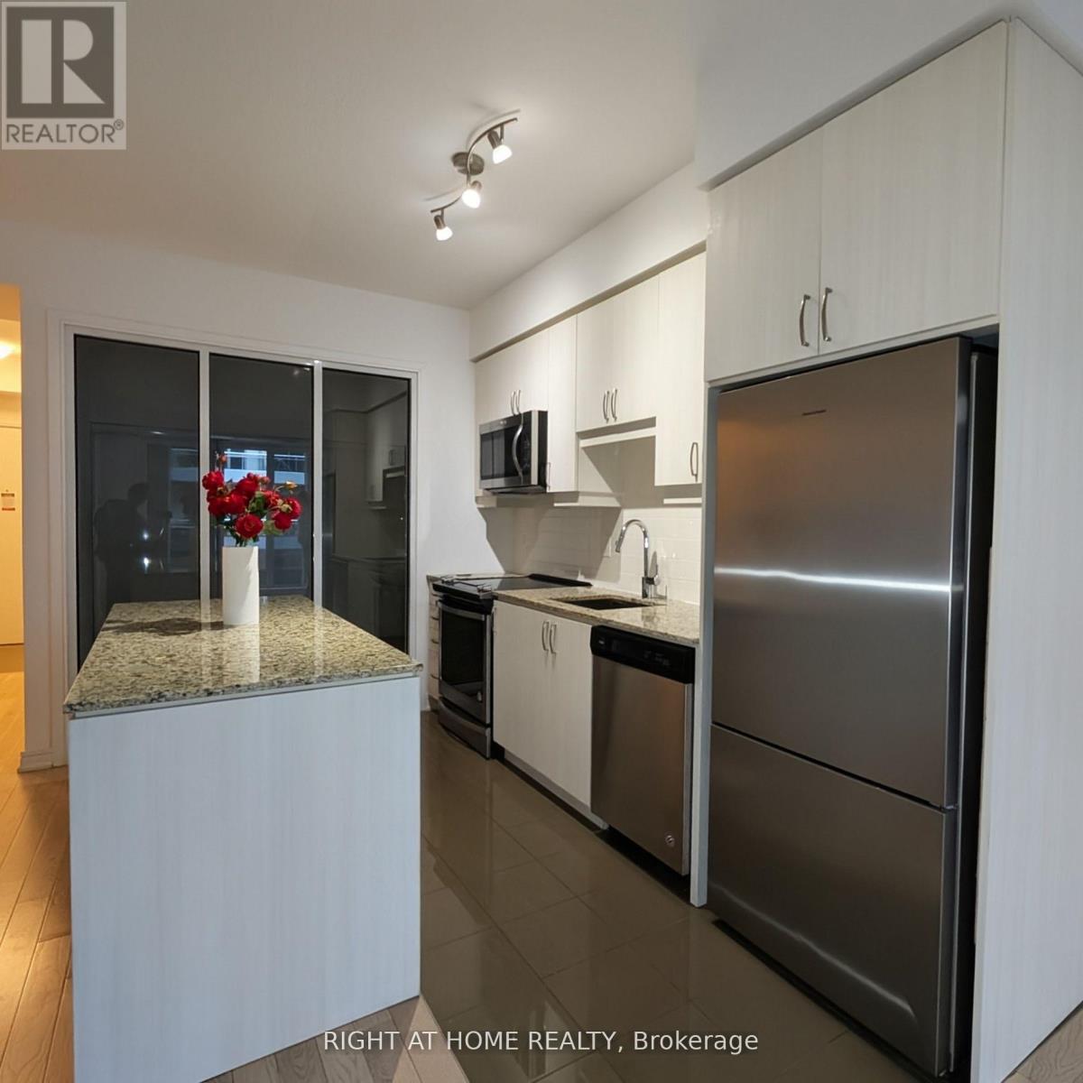 Sw416 - 9191 Yonge Street, Richmond Hill, Ontario  L4C 1E2 - Photo 11 - N12510662