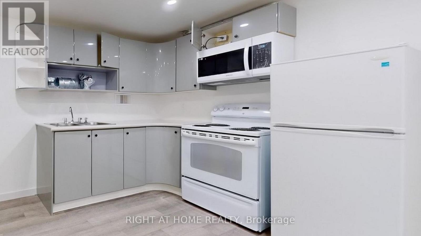 Lower 2 - 62 Mcclenny Drive, Aurora, Ontario  L4G 5N6 - Photo 11 - N12510682