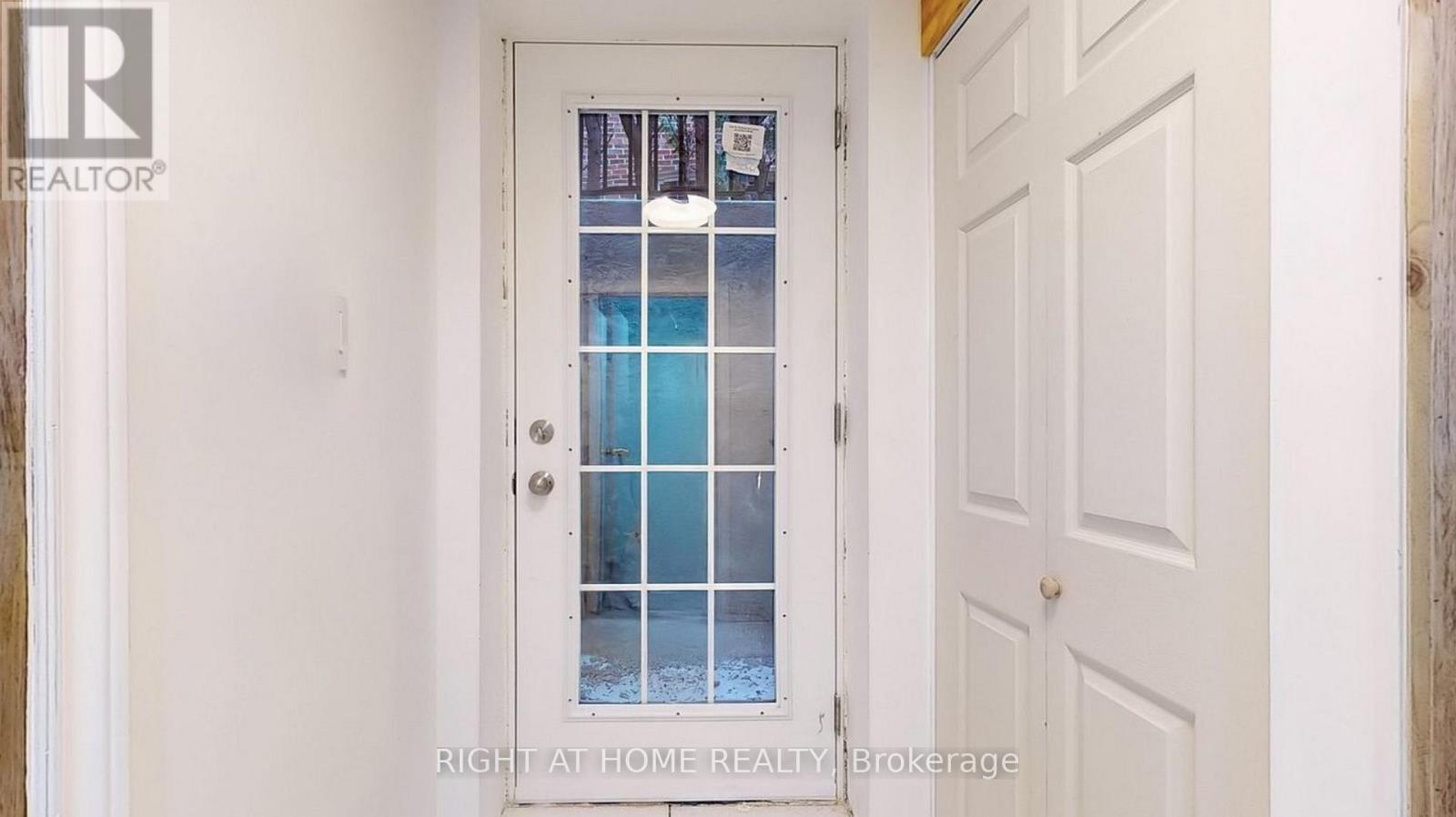 Lower 2 - 62 Mcclenny Drive, Aurora, Ontario  L4G 5N6 - Photo 3 - N12510682