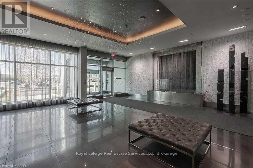 224 - 65 Speers Road, Oakville, Ontario  L6K 3V5 - Photo 2 - W12510700