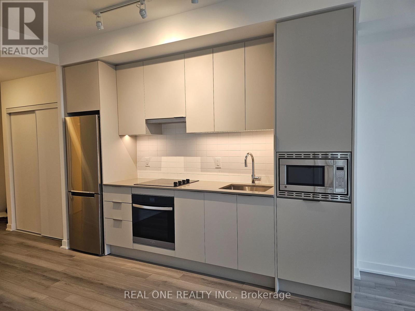 907 - 3071 Trafalgar Road, Oakville, Ontario  L6H 8C6 - Photo 13 - W12510636