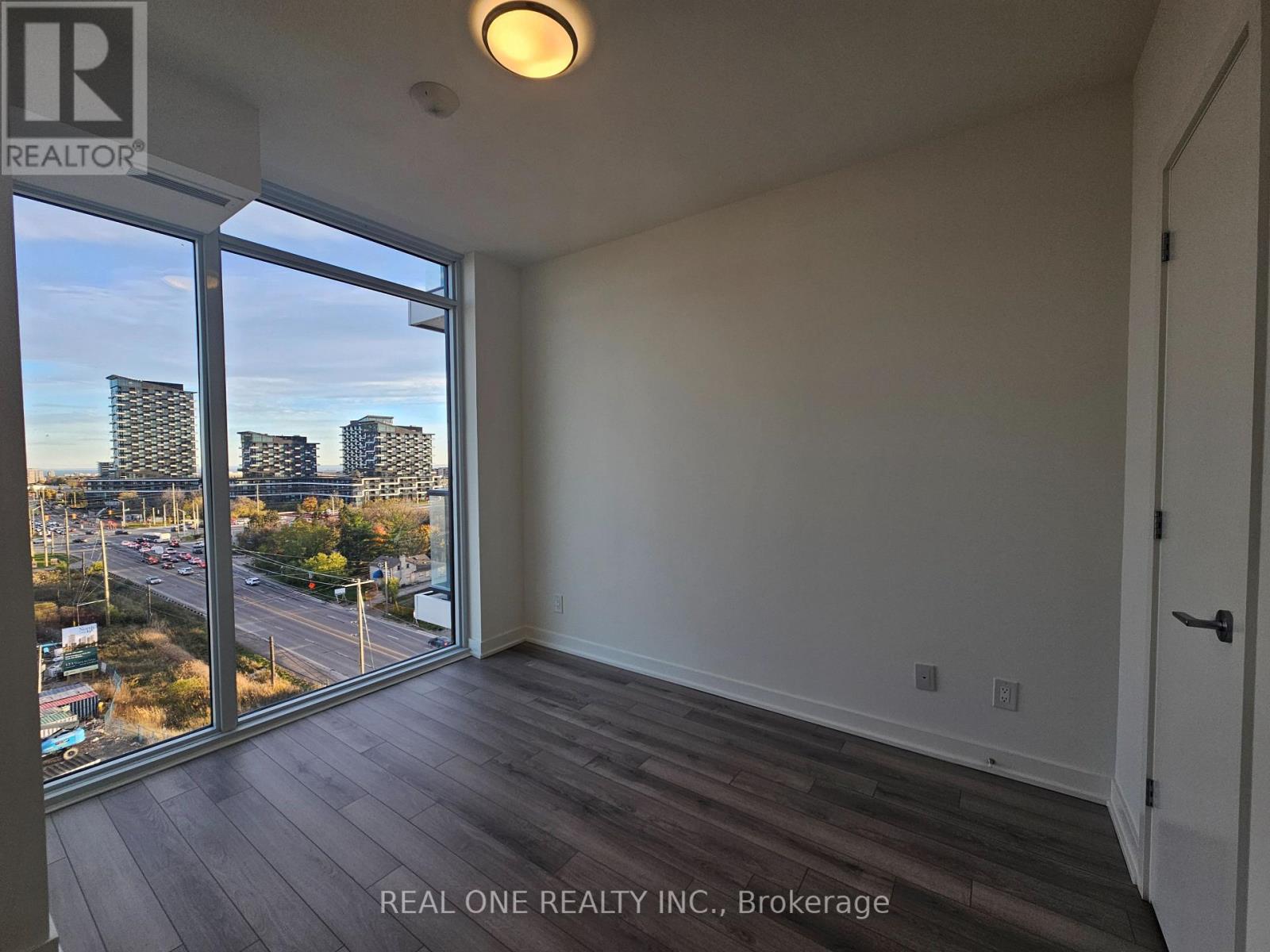 907 - 3071 Trafalgar Road, Oakville, Ontario  L6H 8C6 - Photo 14 - W12510636