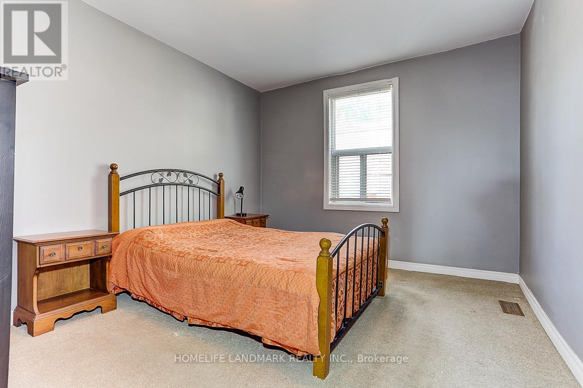 1281 Davenport Road, Toronto, Ontario  M6H 2H3 - Photo 10 - W12510644