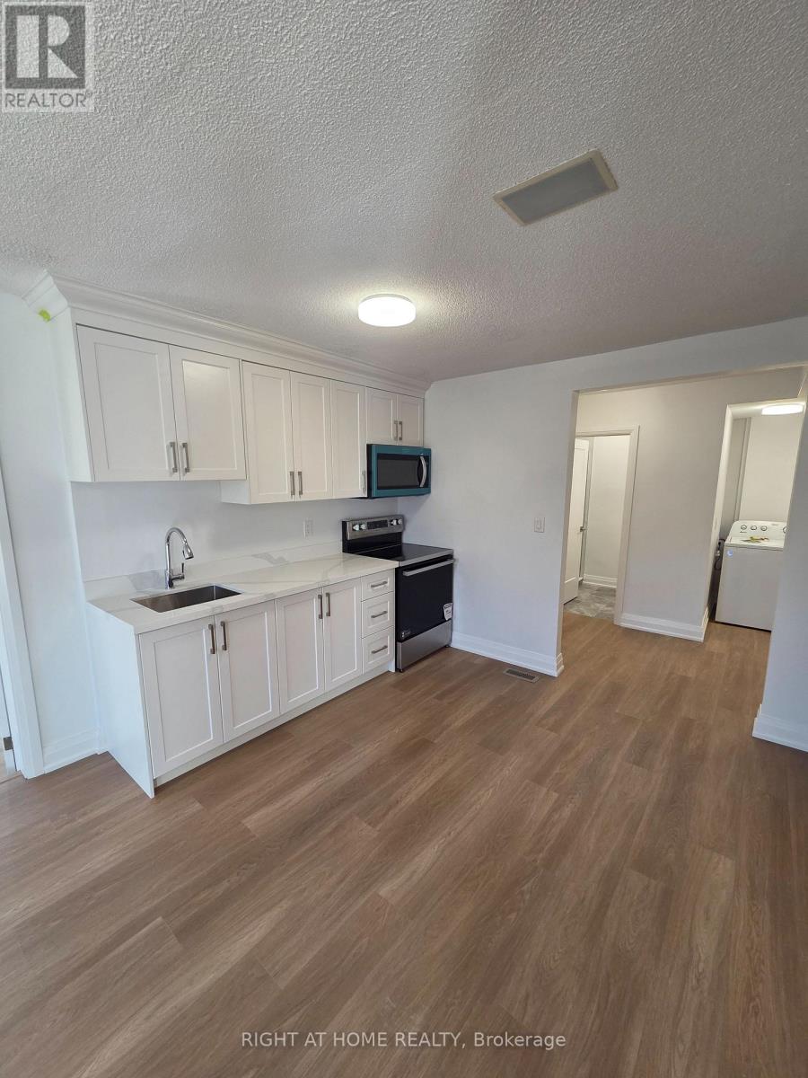 78a - 76 Lakeshore Road E, Mississauga, Ontario  L5G 1E1 - Photo 7 - W12510668