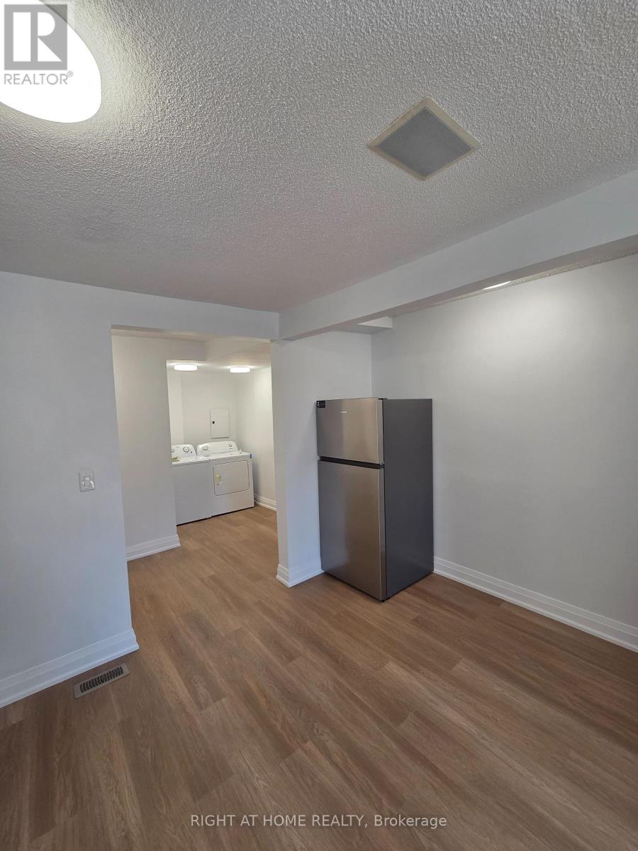 78a - 76 Lakeshore Road E, Mississauga, Ontario  L5G 1E1 - Photo 8 - W12510668