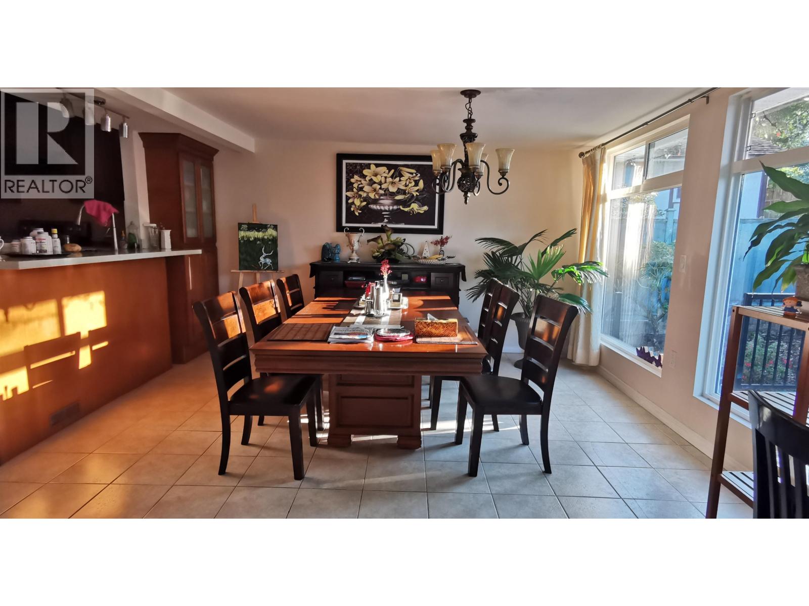 5681 SARDIS CRESCENT, Burnaby, British Columbia