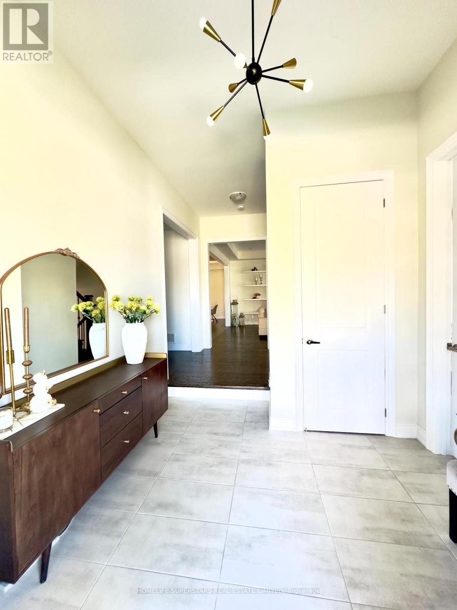 55 Christine Elliott Avenue, Whitby, Ontario  L1P 0C8 - Photo 4 - E12506076